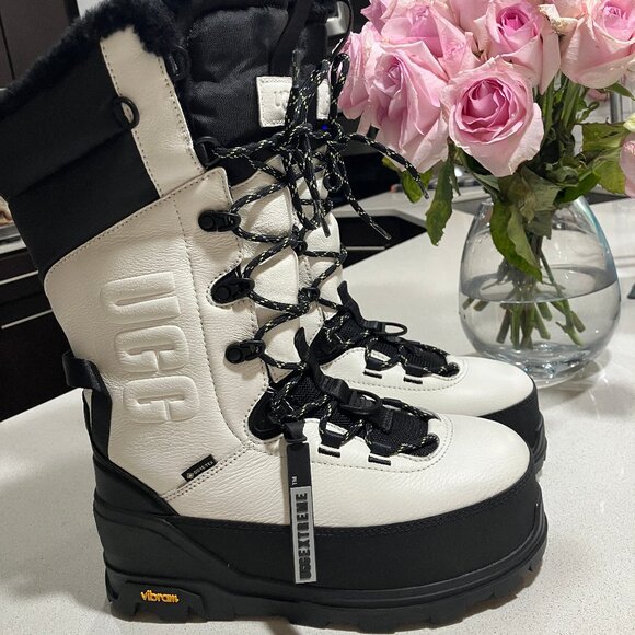 UGG  Shasta Tall White Leather Boots Gore-tex Waterproof Extreme - NWT - Picture 3 of 15